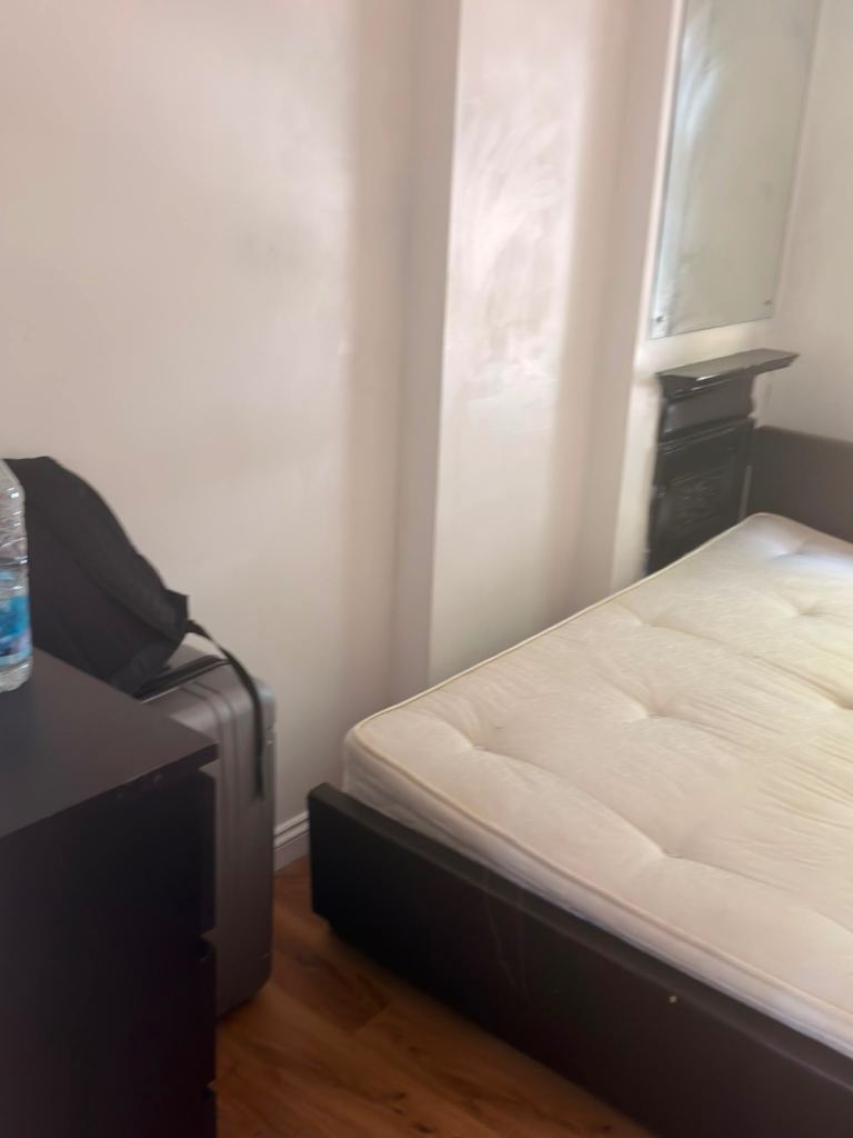 Rooms available from 400£ Streatham 