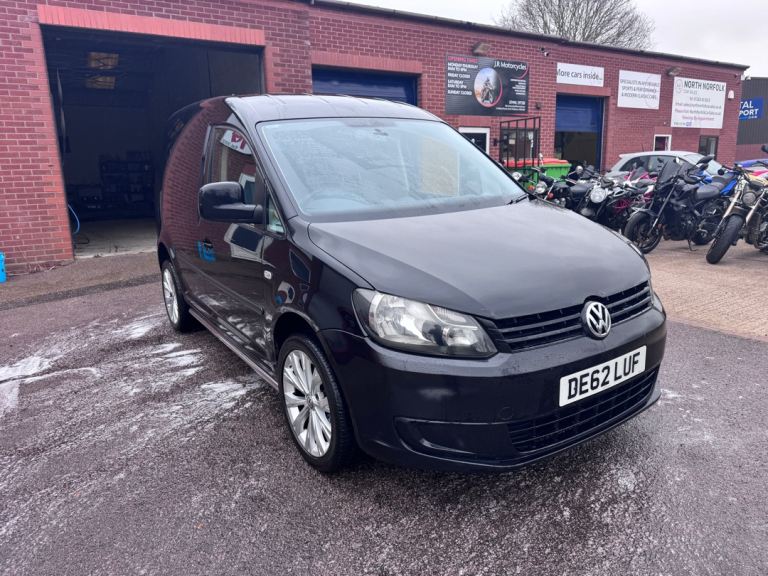 VW CADDY 1.6 TDi C20 Trendline Black