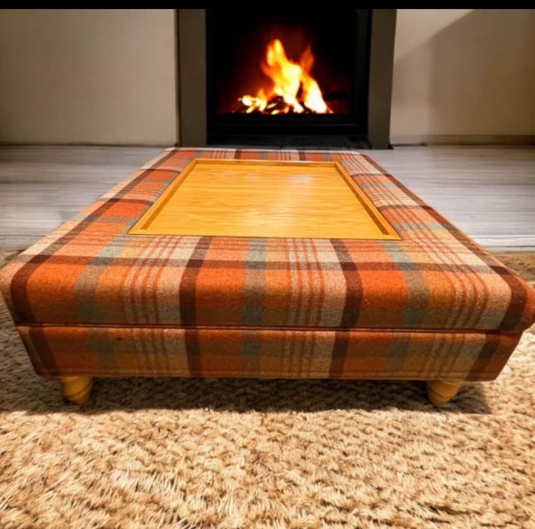 Footstool / coffee table