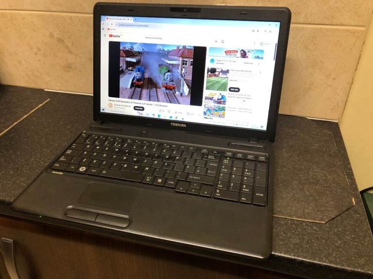 Toshiba Satellite Laptop, Excellent Condition