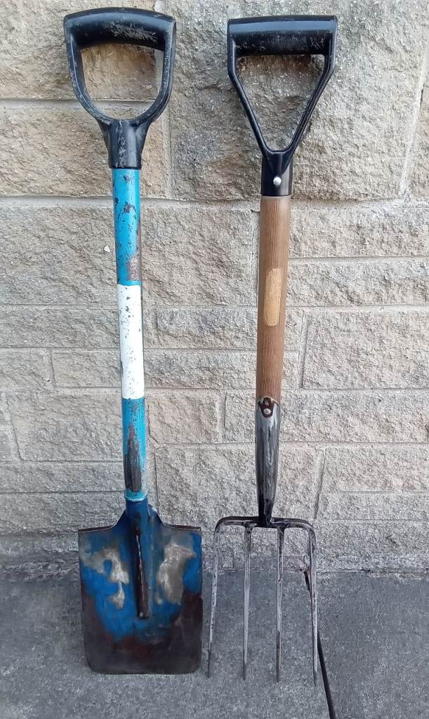Garden Spade and Fork Set – Used Condition