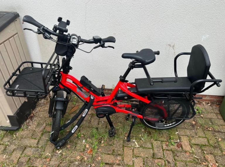 Tern P9 Performance 20 Bike Red one + locks etc (cat is click bait/not included)