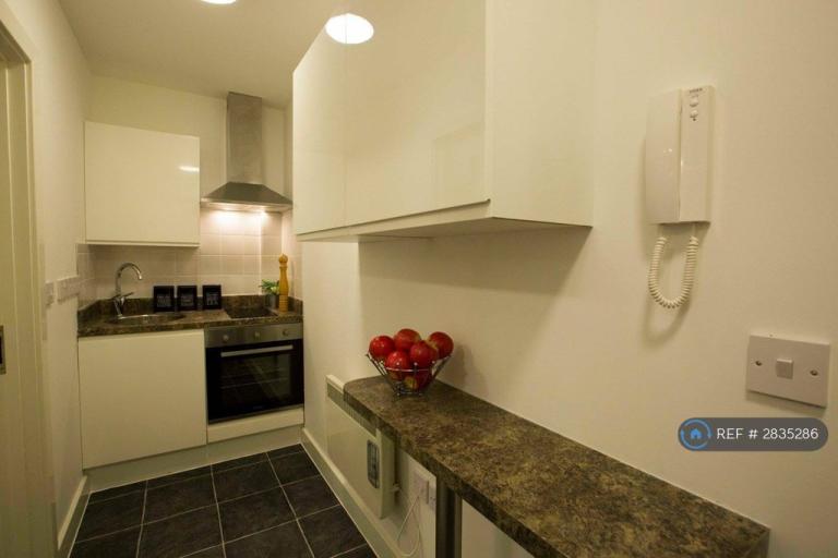 1 bedroom in Queens Terrace, Southampton, SO14 (#2835286)