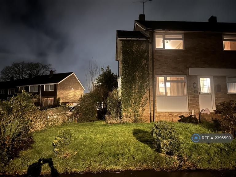 3 bedroom house in Wrights Walk, Bursledon, Southampton, SO31 (3 bed) (#2396590)