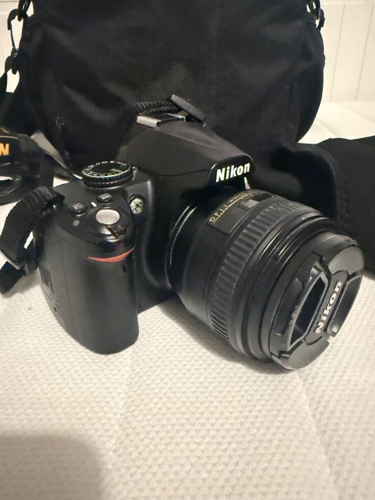 Nikon D3000 DSLR Kit with Two Lenses and Accessories 