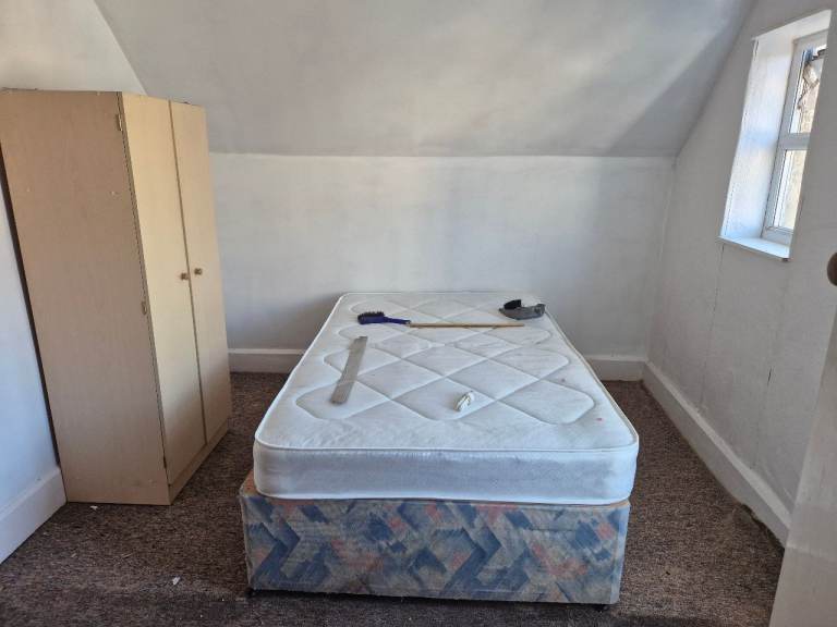 En-suite Room to rent - NO DEPOSIT - ALL BILLS INCLUDED 