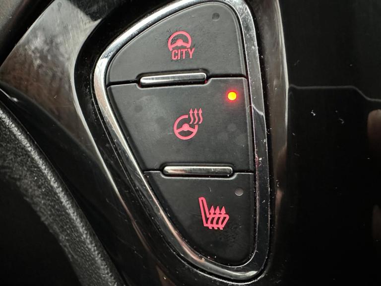 2017 Vauxhall Corsa 1.4i ecoFLEX Energy Euro 6 3dr (a/c) HATCHBACK Petrol Manual