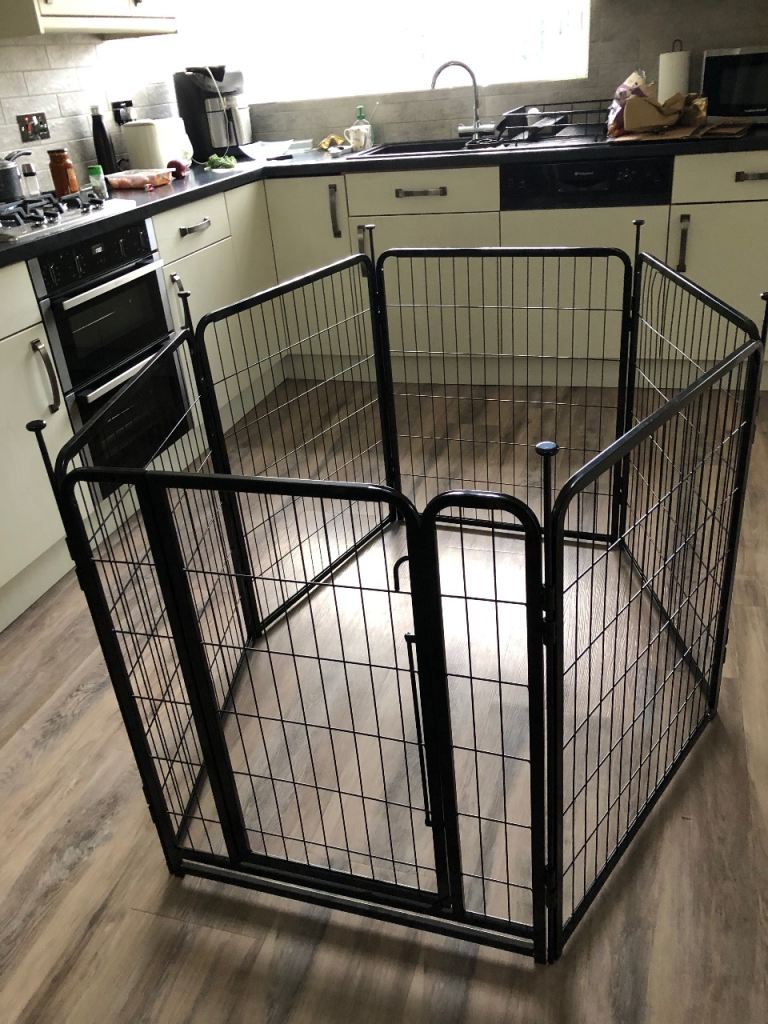 Dog play pen