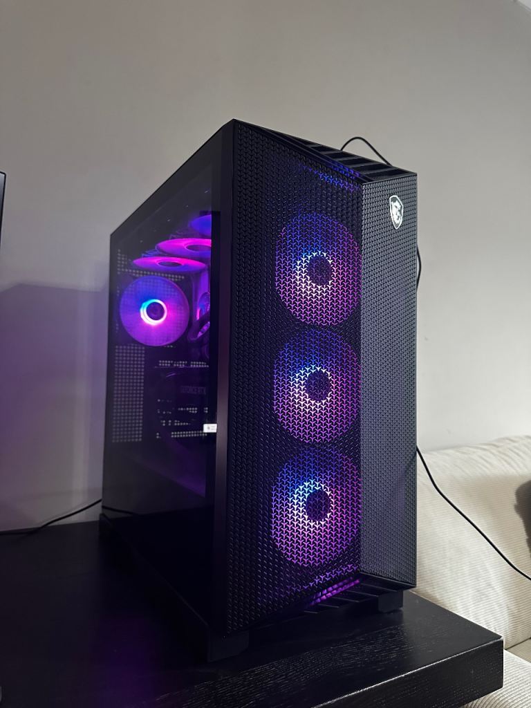 Gaming PC - Rtx 5080, Ryzen 9, 32GB DDR5, 2TB