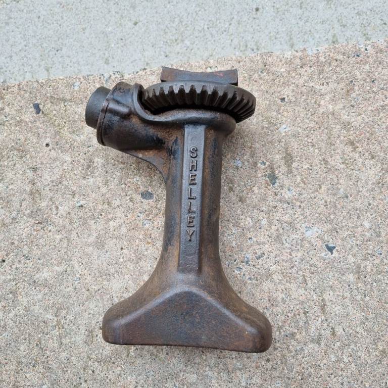 Vintage Shelley LJ12 screw jack