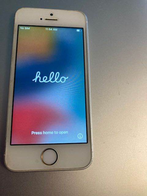 iPhone SE (1st gen, 2016), 32 GB