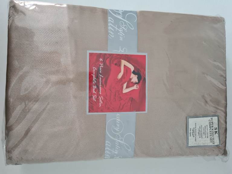 Super King Complete 6 Piece Luxurious Mink Satin Bed Set- cover,fitted sheet x 4 pillow cases- New