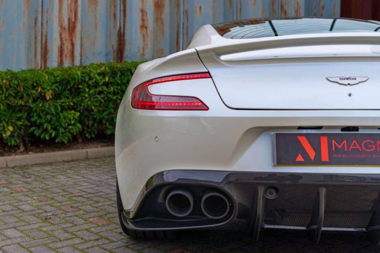 2017 Aston Martin Vanquish Vanquish S Coupe Coupe Petrol Automatic