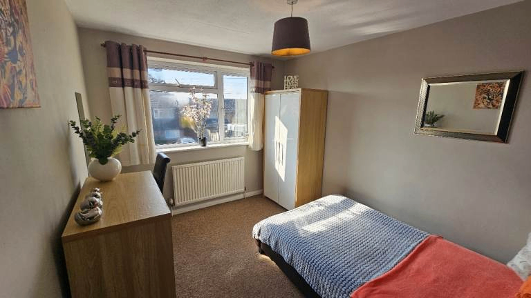 Spacious & Cosy Double Room For Rent AT HP19 9PJ