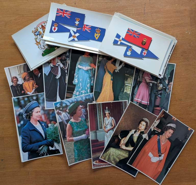 Vintage Queen & People Postcards Set Complete (60) - Prescott Pickup 