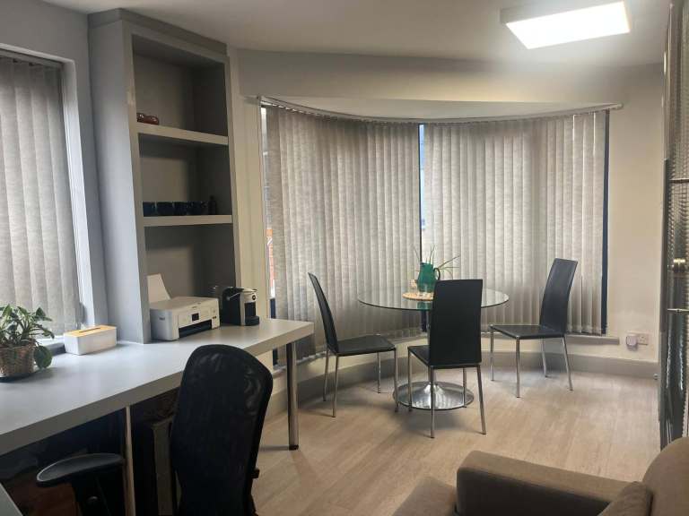 Office Space to let in Putney