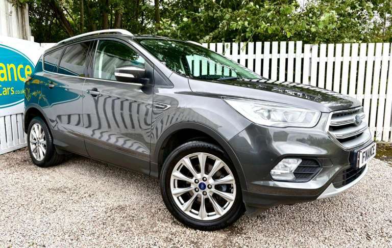 CAN'T GET CREDIT? CALL US! Ford Kuga 1.5T EcoBoost Titanium Edition - £249 DEPOSIT, £82 PER WEEK