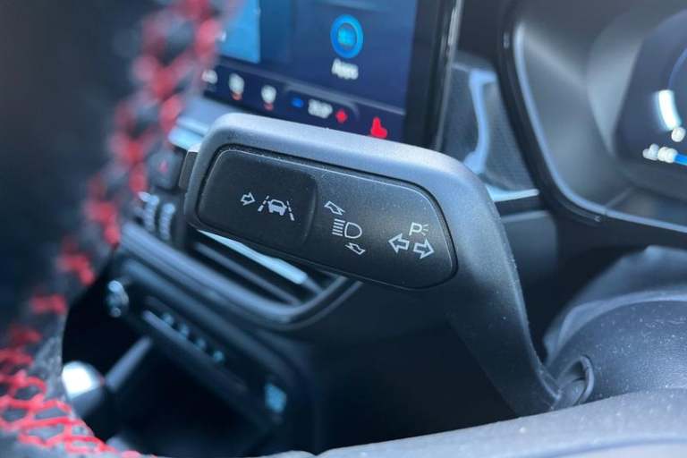 2025 Ford Focus 1.0T EcoBoost MHEV ST-Line X 5dr [AUTO] **TrustFord Demo** HEATED SEATS &amp; S H...