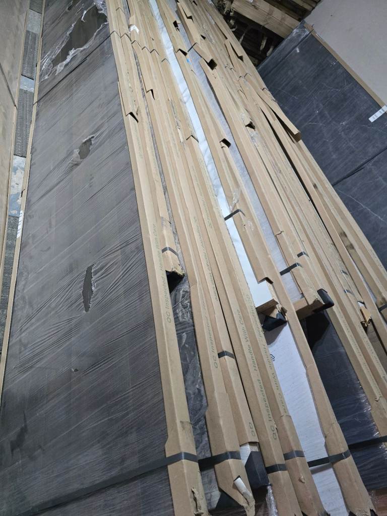 Wren Luxury laminate Kitchen TekWall / Splashback. Various styles available. Priced to Clear.