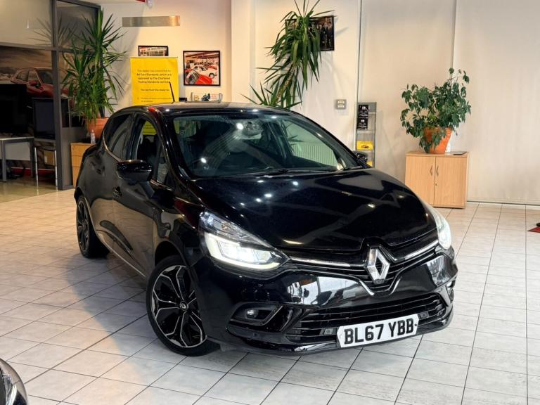 RENAULT CLIO 1.5 Signature Nav dCi 90 2018