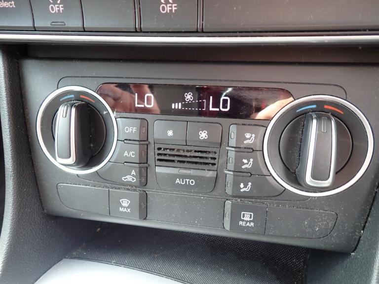 2015 Audi Q3 2.0 TDI SE SUV 5dr Diesel S Tronic quattro Euro 6 (s/s) (150 ps)