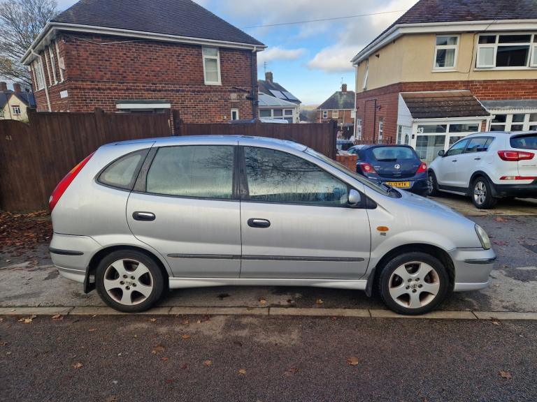 2004 Nissan Almera Tino 2.2 dCi 136 SE 5dr HATCHBACK Diesel Manual