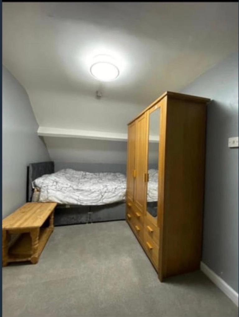 Room for rent Redland  