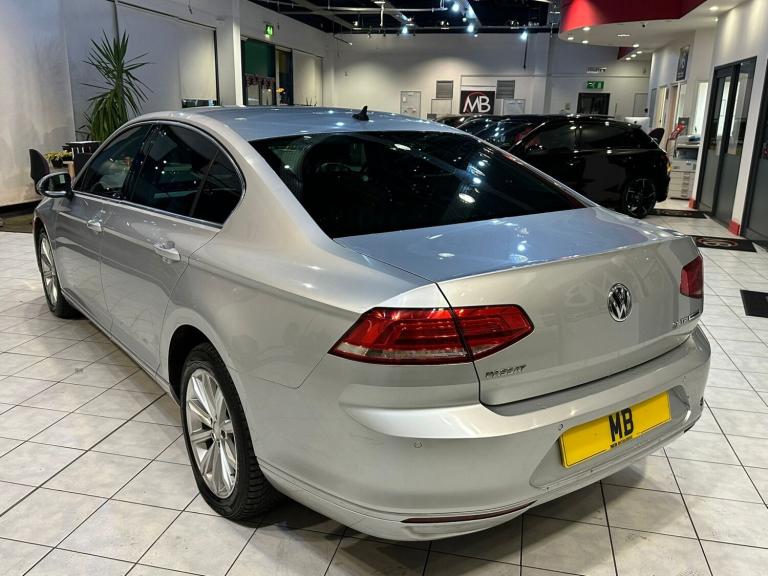 VOLKSWAGEN PASSAT 2.0 TDI BlueMotion Tech SE Business 2015