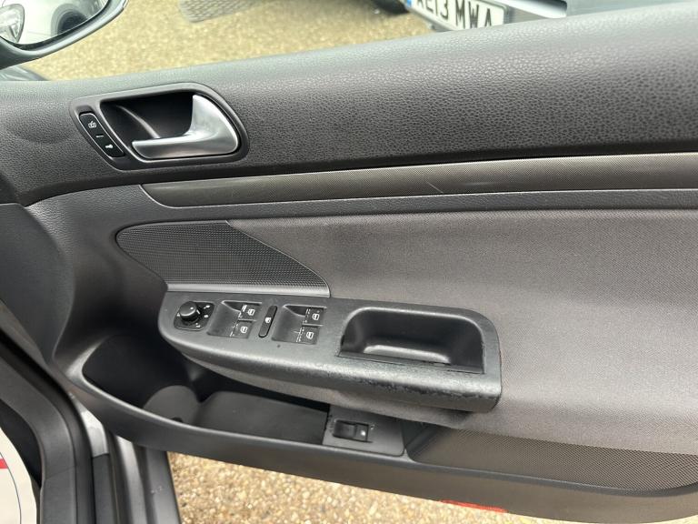 VOLKSWAGEN GOLF 1.6 FSI SE 2006