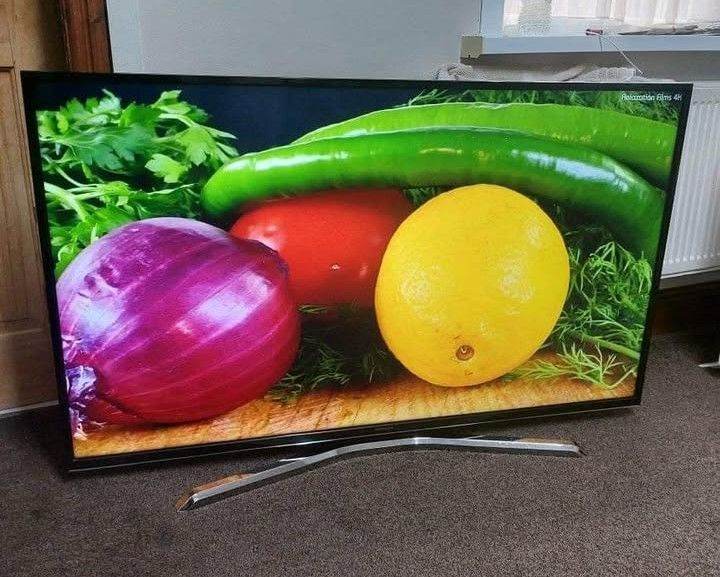 Hitachi 55-Inch 4K Ultra HD Smart TV with WIFI