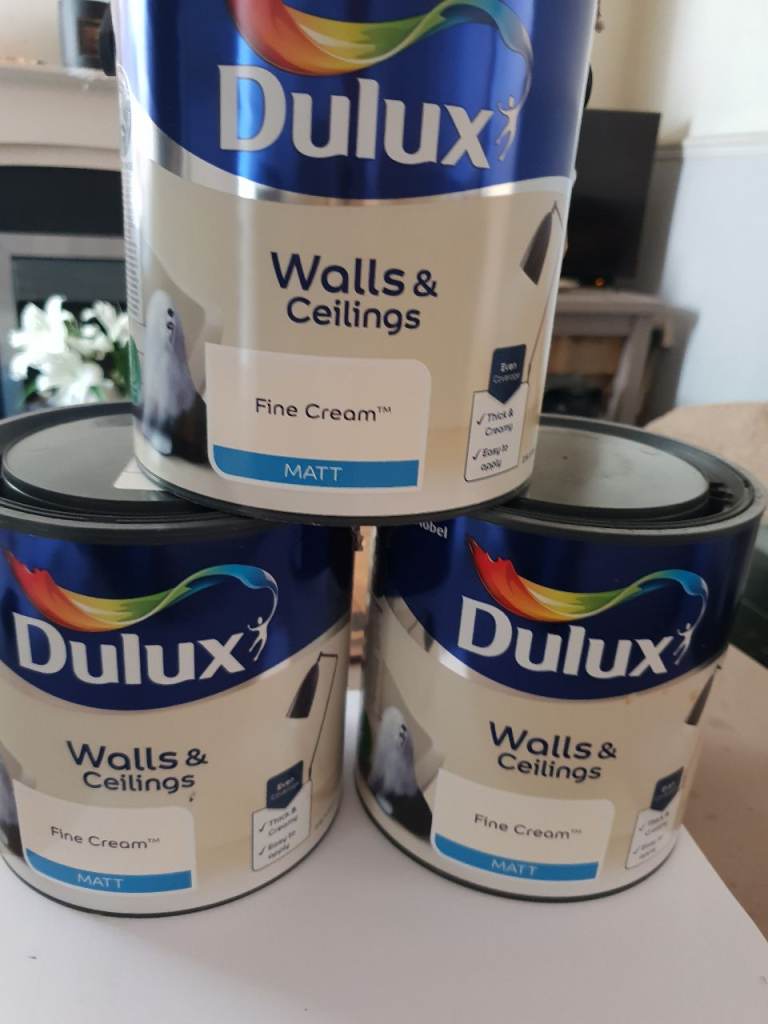 Dulux fine cream paint. 3 x 2.5 lt matt paint