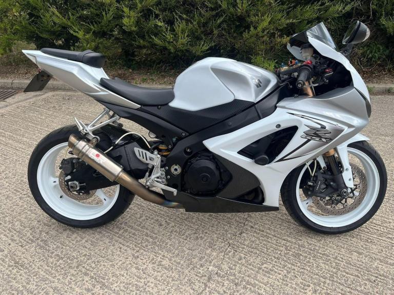 2008 08 SUZUKI GSXR 1000 K8 GSXR1000 SUPER SPORT SILVER  WHITE 19k MILES