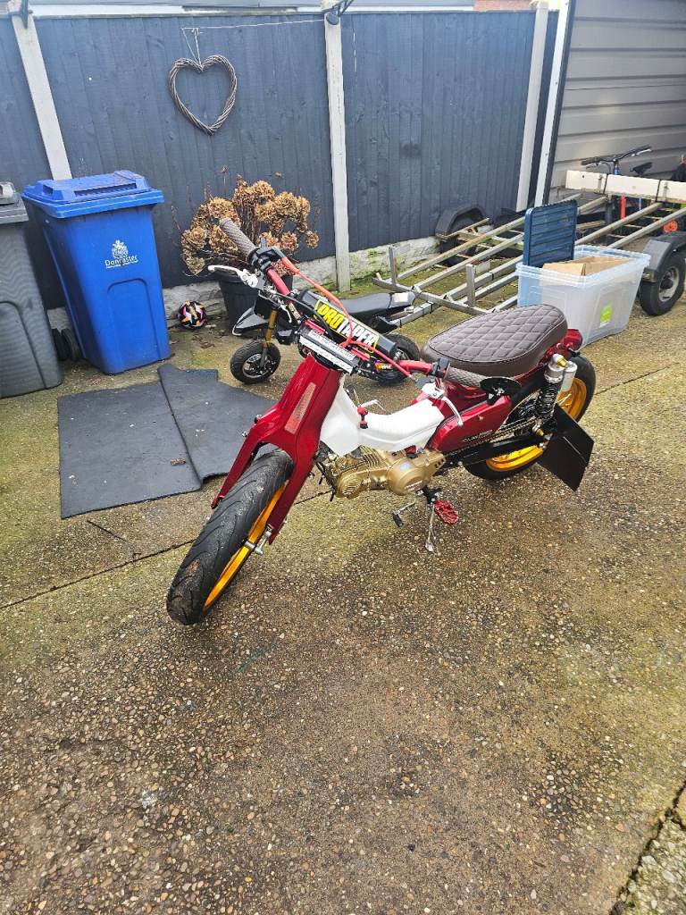 Honda c50 c70 c90 custom1980, 49 (cc)