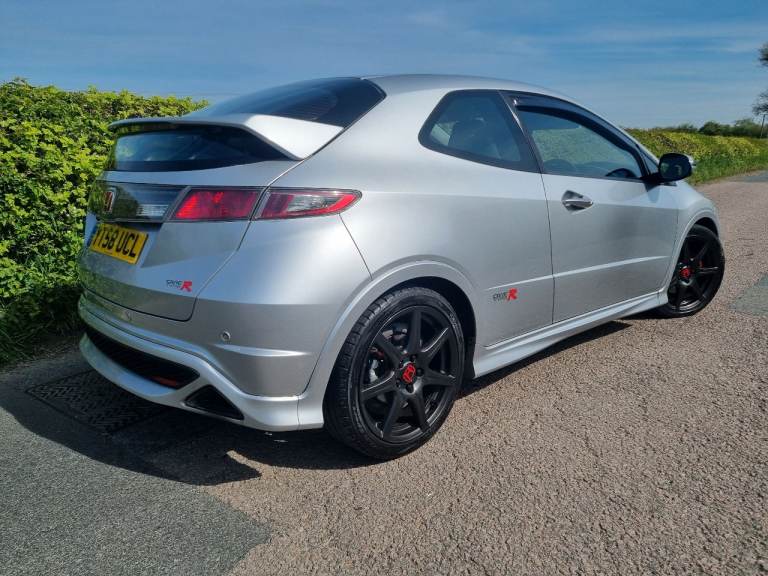 2009 HONDA CIVIC TYPE R GT FN2 LOW MILES FULLY LOADED HISTORY NEW YOKOHAMA TYRES CLEAN CAR