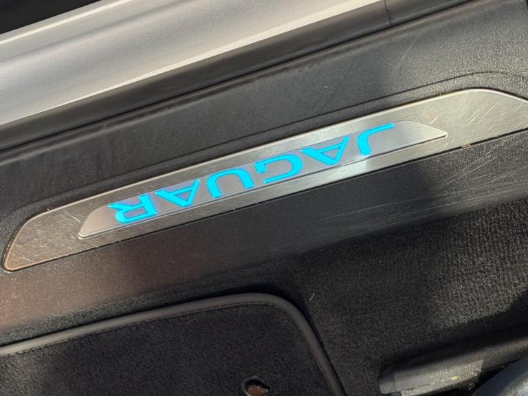 2019 Jaguar F-Pace 2.0 D180 R-Sport SUV 5dr Diesel Auto AWD Euro 6 (s/s) (180 ps) ESTATE Diesel A...