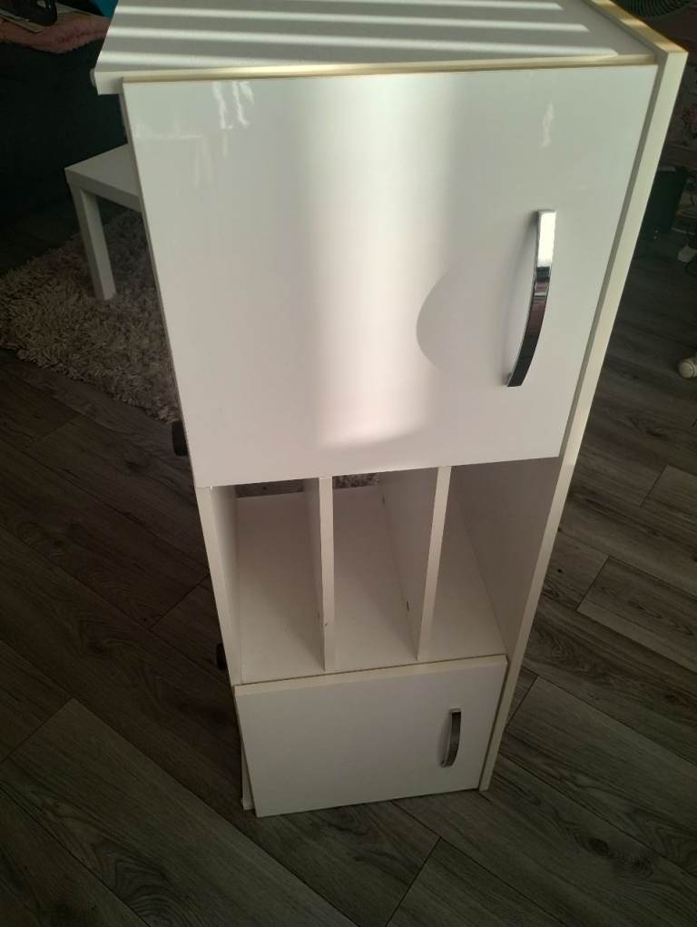 Large white TV cabinet 