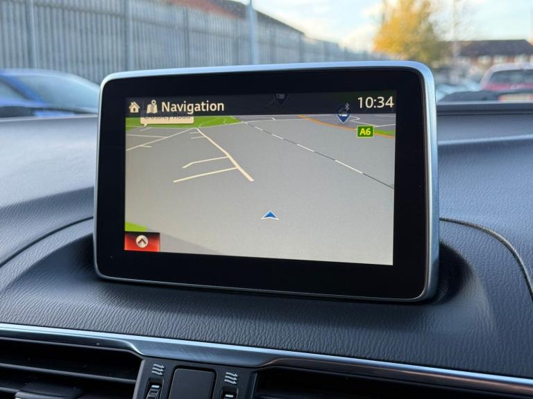MAZDA MAZDA3 2.2 SKYACTIV-D Sport Nav 2015