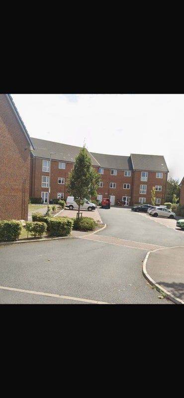 🌟 Bright Double Room with Private Bathroom – Woolston/Itchen