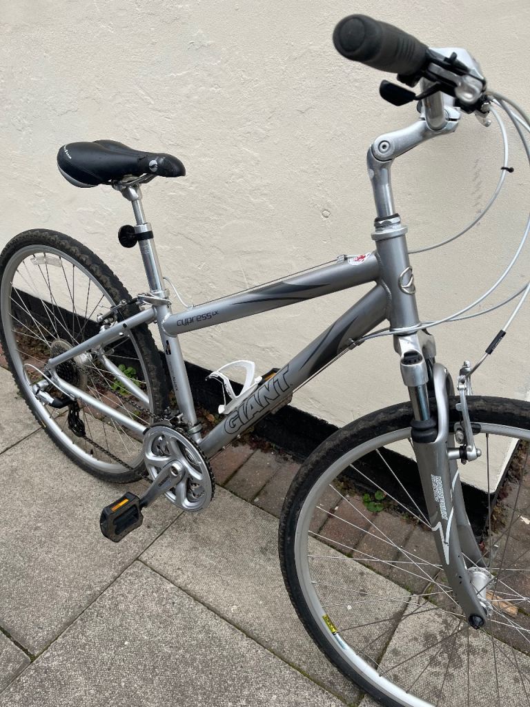 Tall ladies easy mount commuting bike 19 inch frame