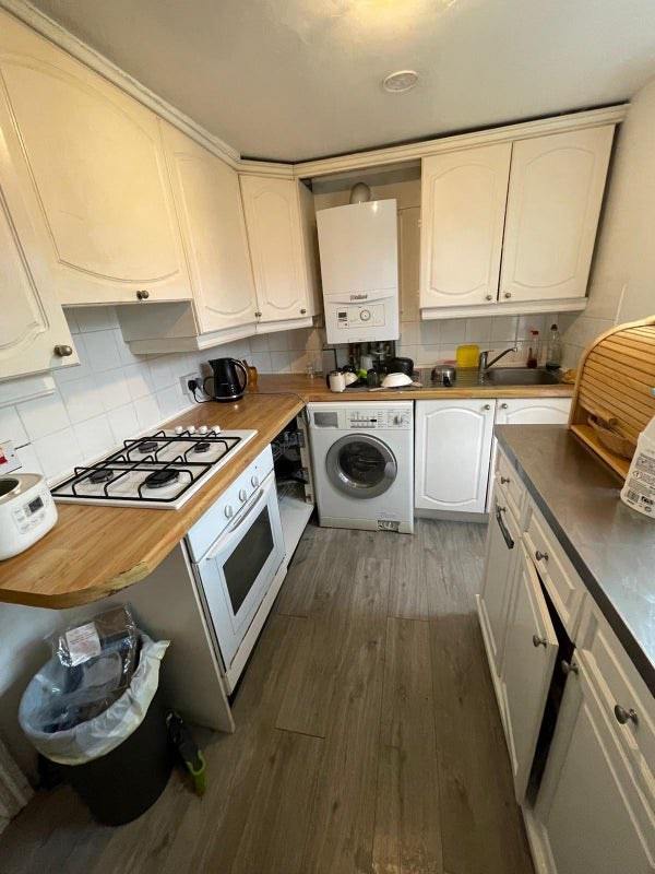 🌿Spacious Master Room for Rent Near Finsbury – N4📍