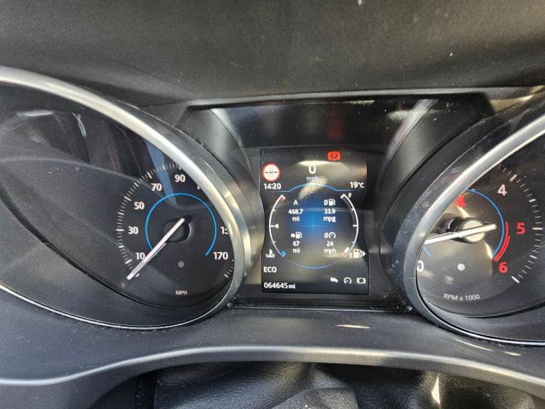 Jaguar, F-PACE, Estate, 2016, Manual, 1999 (cc), 5 doors