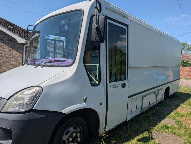 Iveco daily minibus campervan conversion 