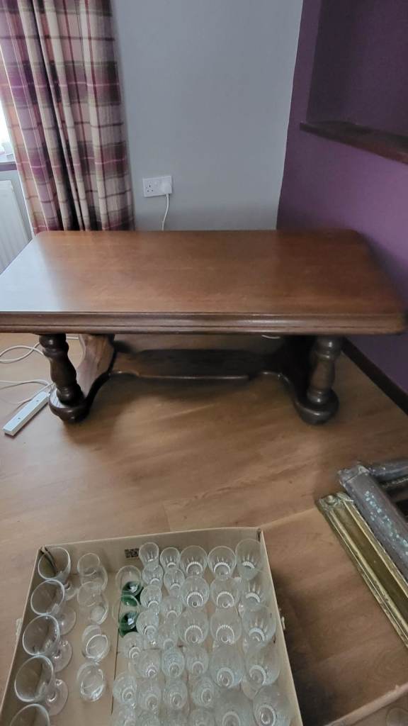 "Solid" Dark Oak Table or TV Stand with shelf and carved legs