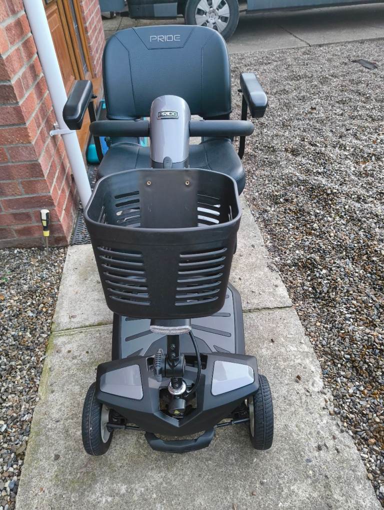 Pride go go endurance l i lithium mobility scooter light usage