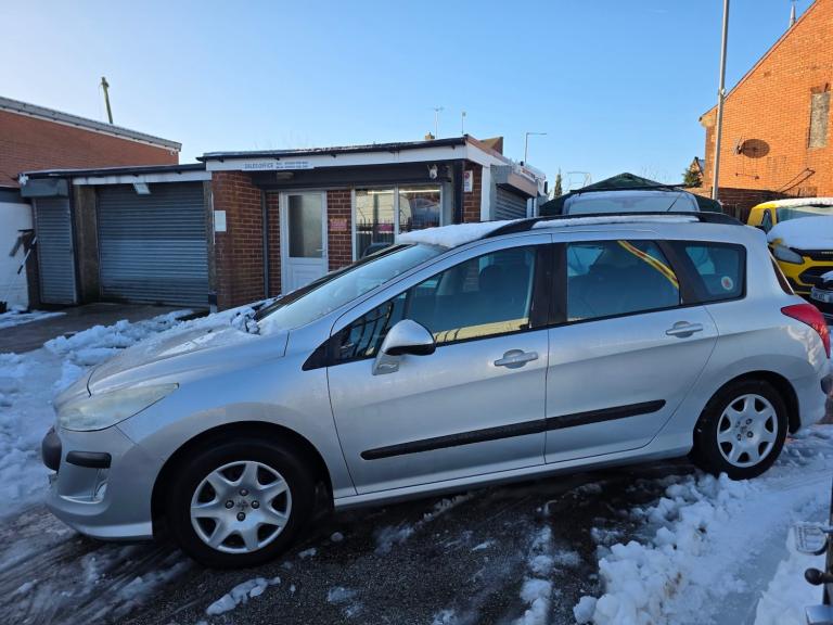 2009 Peugeot 308 estate 1-6 hdi cheap estate car cheap tax only £1299