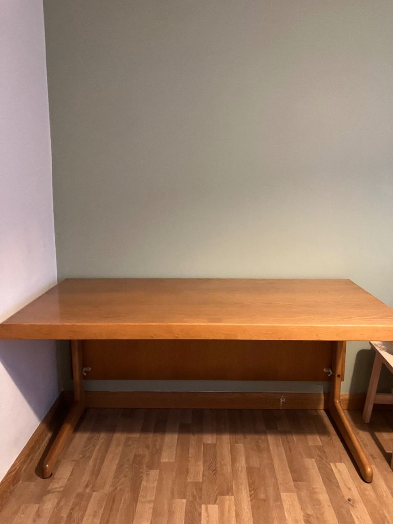 Kusch Co Desk