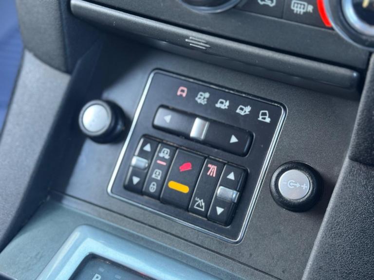 2014 Land Rover Discovery 4 3.0 SD V6 XS Auto 4WD Euro 5 (s/s) 5dr ESTATE Diesel Automatic