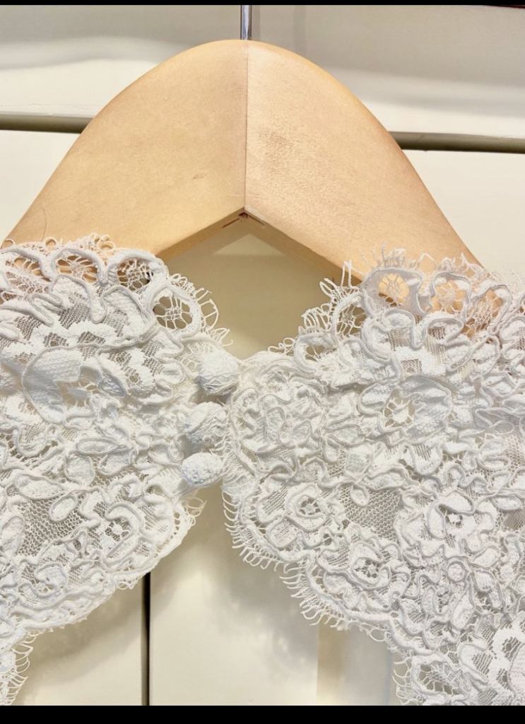 WEDDING DRESS. TEA DRESS STYLE size 12