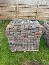Free Pallet Uplift 