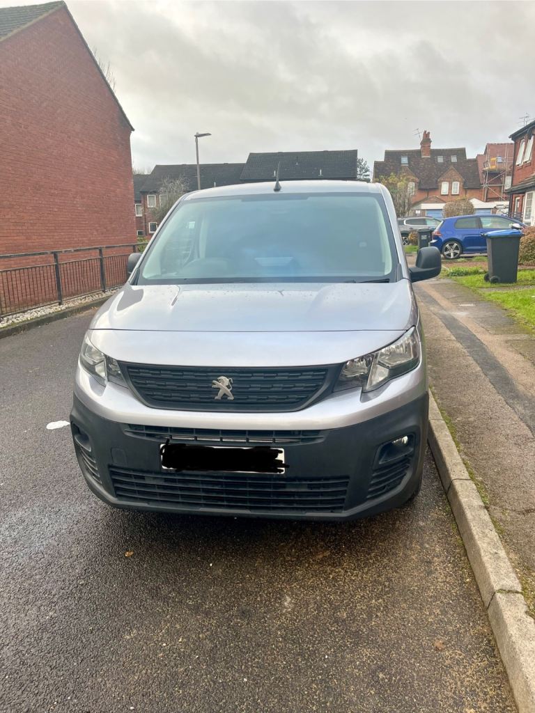 Reliable Man with van-Removals, deliveries & Collections (Peugeot Partner)